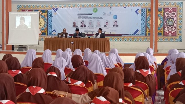 Fatsoen Politik dan Agama: Membendung Politisasi Agama dan Menuju Politik Yang Religius Melalui Penguatan Etika-Politik Umat Beragama
