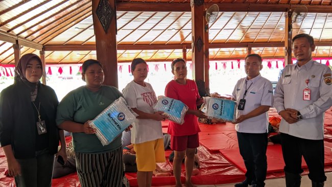 BRI Peduli Salurkan Bantuan Bagi Warga Terdampak Banjir di Grobogan dan Demak