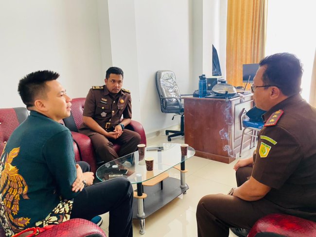 Perkuat Sinergitas, Kasat Reskrim Polres Nagekeo Silahturahmi ke Kejaksaan Negeri Ngada