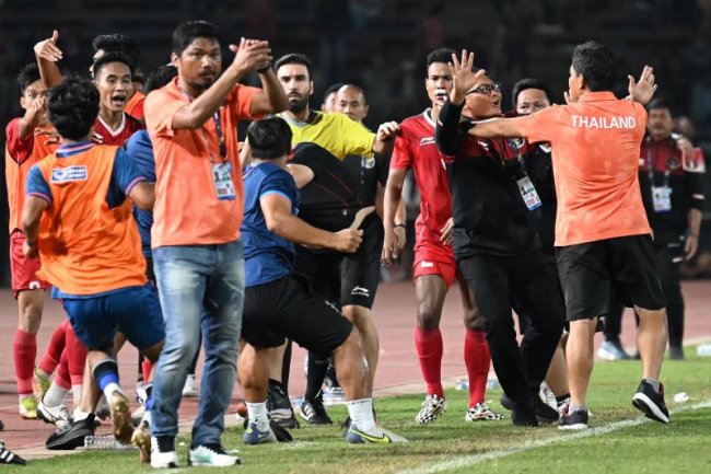 FA Thailand Ancam Pemicu Kerusuhan Pada Laga Kontra Indonesia Bakal Disanksi Berat!
