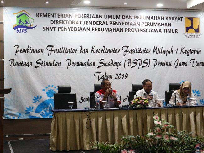 SNVT Penyediaan Perumahan Jatim Bina 229 Fasilitator Bedah Rumah