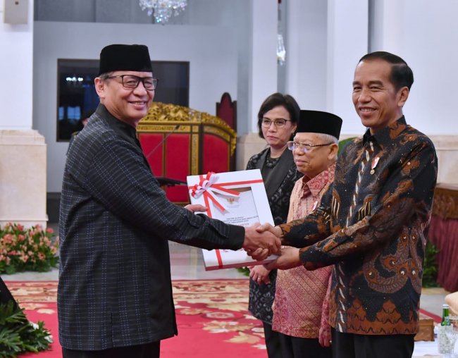 Gubernur Wahidin Terima DIPA 2020, Diserahkan Langsung Oleh Jokowi Di Istana