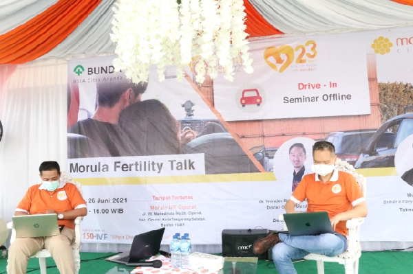 Morula IVF Ciputat Gelar Drive-in Seminar Pertama di Indonesia, Peserta Cukup di Dalam Mobil