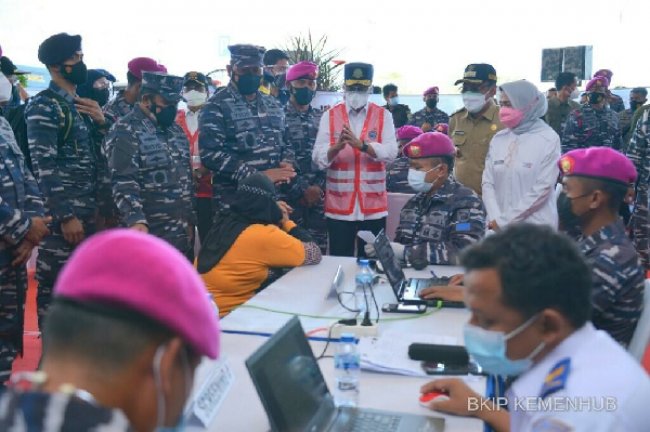 Kemenhub dan TNI AL Gelar Vaksinasi di Simpul-Simpul Transportasi
