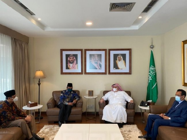 Kemenag Dan Kedubes Saudi Bahas Penyelenggaraan Umrah 1443 H