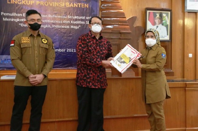 Gubernur Banten : Manfaatkanlah Anggaran Pemerintah Untuk Pembangunan