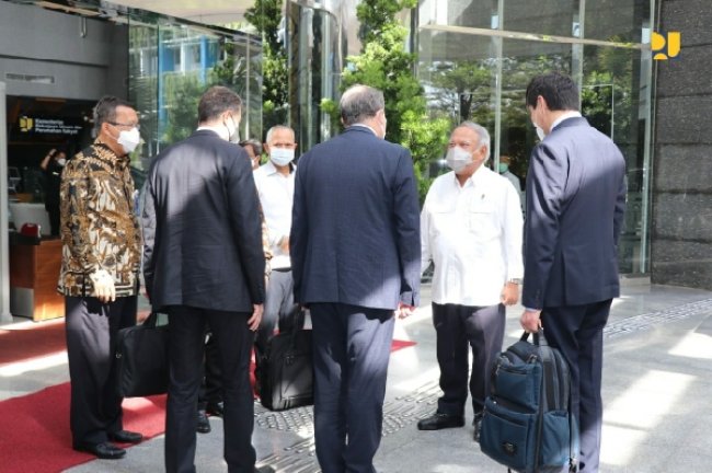 Menteri Basuki Terima Kunjungan Delegasi Turki, Bahas Potensi Kerja Sama Sektor Jalan Tol dan Perumahan