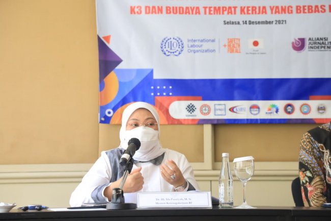 Menaker Dorong Komitmen Dunia Usaha Lindungi Pekerja dari Kekerasan dan Pelecehan