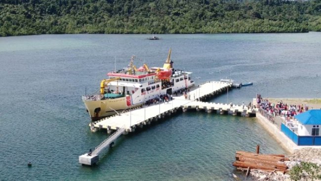 Pelabuhan Karas Resmi Beroperasi, Sandar Perdana KM Sabuk Nusantara 98 
