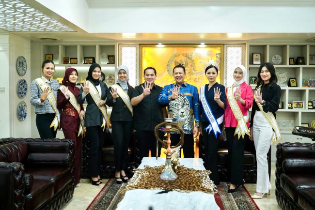 Terima Puteri Otonomi Indonesia 2023, Ketua MPR RI Bamsoet Ajak Bantu Optimalkan Pemberdayaan Desa