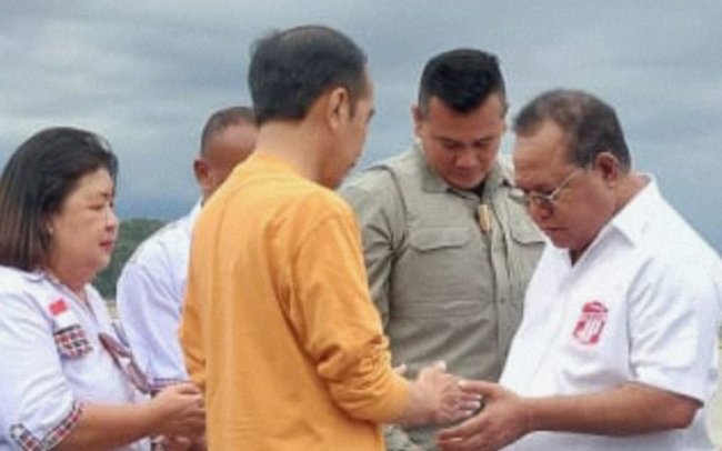 Saat Hadiri Rakernas Relawan Arus Bawah Jokowi, Presiden Ceritakan Situasi Politik di Tanah Air