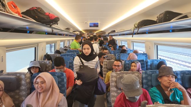KCIC Tambah Jadwal Kereta Cepat Hingga 25 Perjalanan per Hari