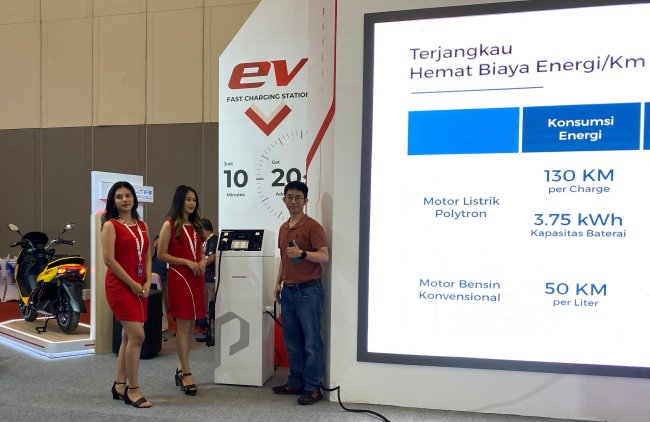 Mejeng di IMOS 2023, Motor Listrik Fox-R Berikan Diskon Hingga 7 Juta