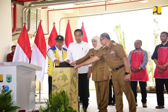 Tingkatkan Perekonomian dan Daya Tarik Wisata, Presiden Jokowi Resmikan Pasar Induk Among Tani Kota Batu 