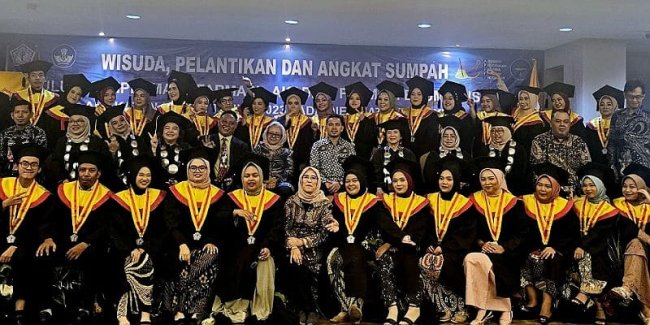 Wisuda Angkatan ke-22 Akademi Farmasi Bhumi Husada Jakarta
