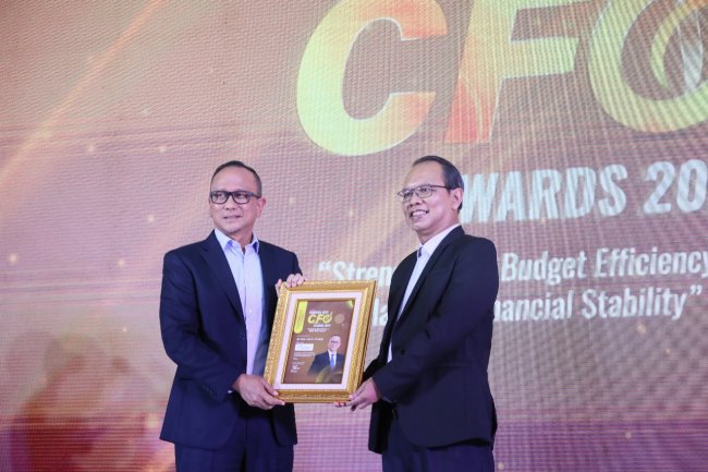 Kinerja Keuangan Elnusa Tumbuh Positif di 2023, CFO Elnusa Raih Apresiasi Indonesia Best Performance