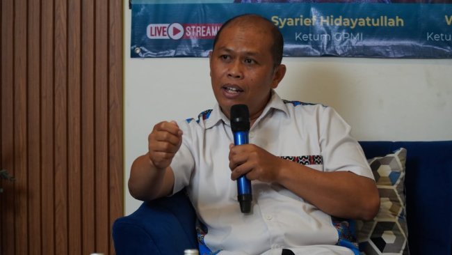 Fernando Emas: Anies Tak Pantas Manfaatkan Polemik Kampung Bayam untuk Kepentingan Politik