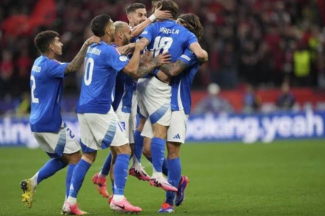 Sempat Tertinggal, Italia Susah Payah Kalahkan Albania