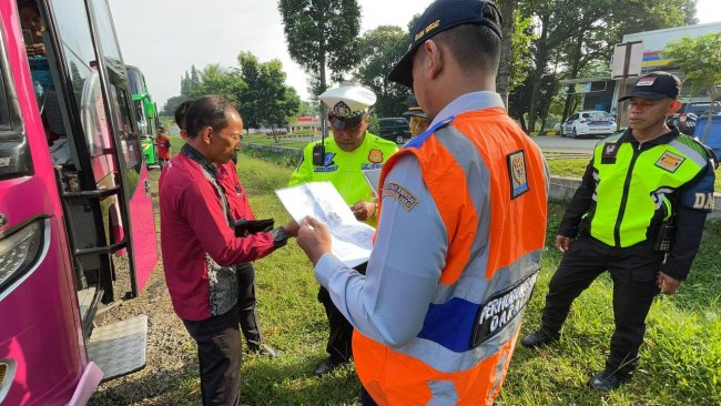 Kemenhub Temukan 198 Bus Pariwisata Lakukan Pelanggaran di Masa Libur Sekolah