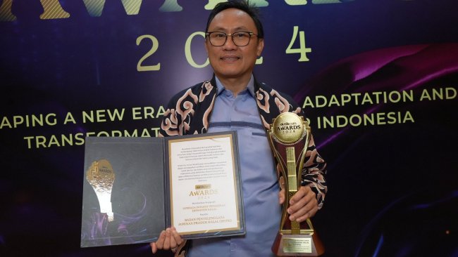 BPJPH Terima Penghargaan sebagai Lembaga Inovatif Penggerak Ekosistem Halal 2024