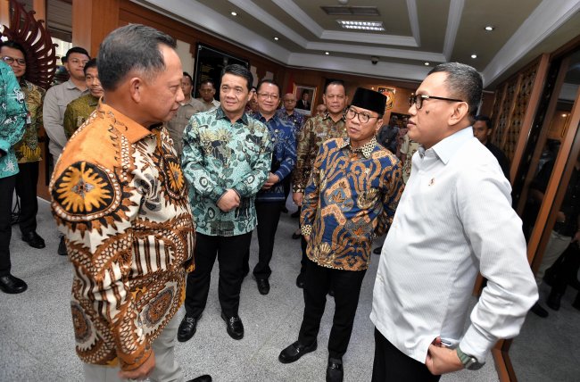 Menteri Desa PDT dan Mendagri Bahas Program Desa Tepat Sasaran 