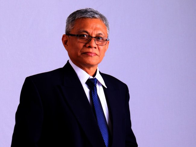 Pasar Modal, Krisis Politik Ekonomi, dan Kebijakan