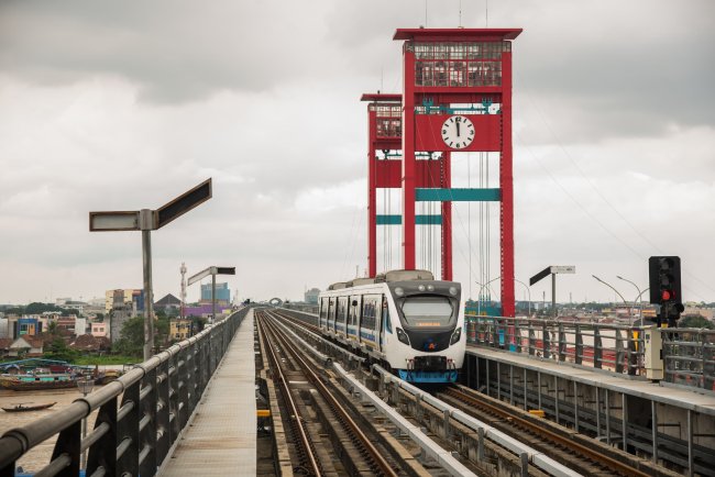 Malam Pergantian Tahun, LRT Sumsel Tambah Perjalanan Hingga Pukul 01.51 Dini Hari