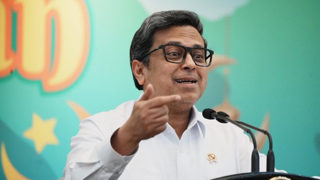 BPJPH dan Asosiasi Pengusaha Kecil Menengah Mikro Nusantara Tandatangani MoU Jaminan Produk Halal di Ramadhan Fest 2025