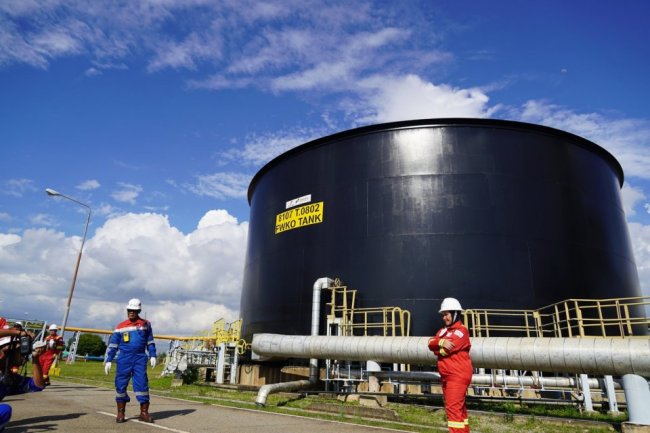 Harga Minyak Mentah RI Juni 2024 Turun Jadi USD79,31 per Barel