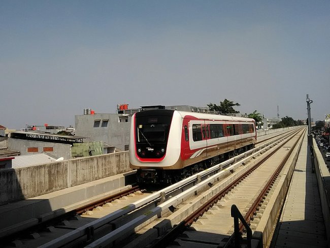 Waktu Layanan Operasi LRT Jabodebek Diperpanjang Mulai 16 Januari