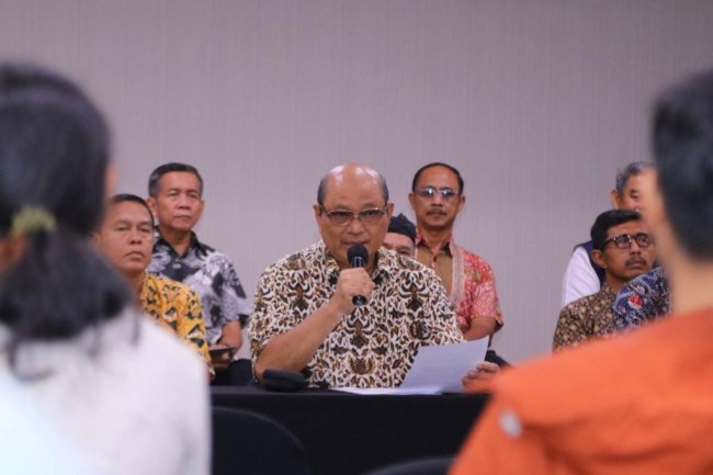 Puluhan Purnawirawan Perwira Tinggi TNI-Polri Mengkritik Terbuka Manuver Politik KSP Moeldoko