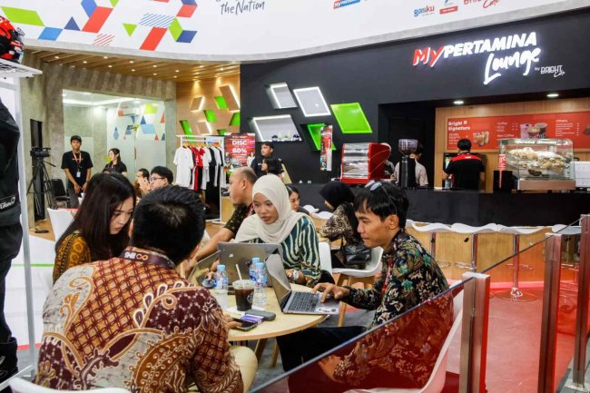 Pertamina Bright Cafe Ramaikan IIMS 2024 Sediakan Merchandise Official MotoGP, Minuman, dan Pastry