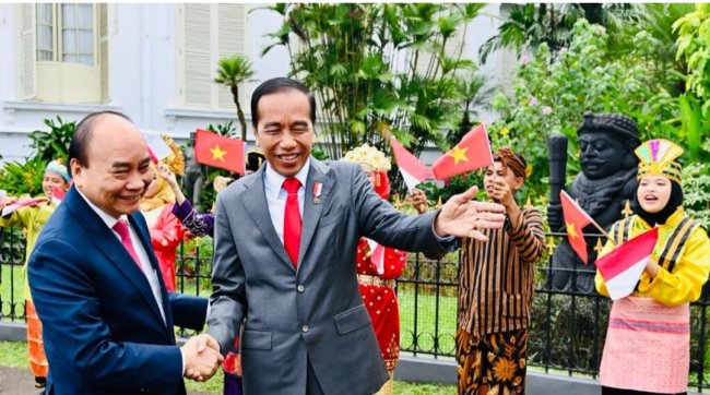 Jokowi Terima Kunjungan Presiden Nguyễn Xuân Phúc di Istana Bogor
