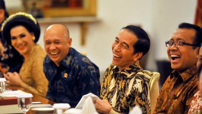 Digempur PHK, Ekonomi Melemah dan Impor Beras, Indonesia Masuk Kategori Negara Bahagia 