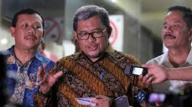 Pensiun, Aher Pilih  Ngontrak Di Bandung 