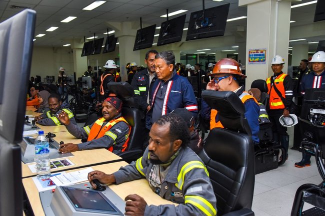 Arifin Tasrif Minta Freeport Gunakan Energi Bersih dalam Kegiatan Pertambangan