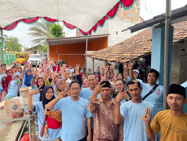 Sahabat Buruh Andra Soni-Dimyati Kembali Bedah Rumah Warga