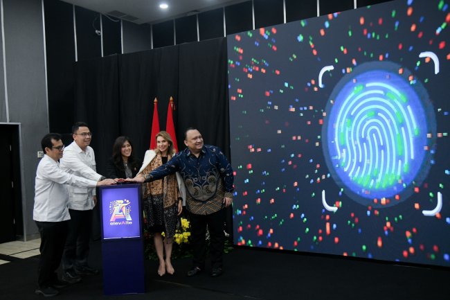 Cetak Rekor, Microsoft Investasi Rp27,6 Triliun Untuk AI di Indonesia