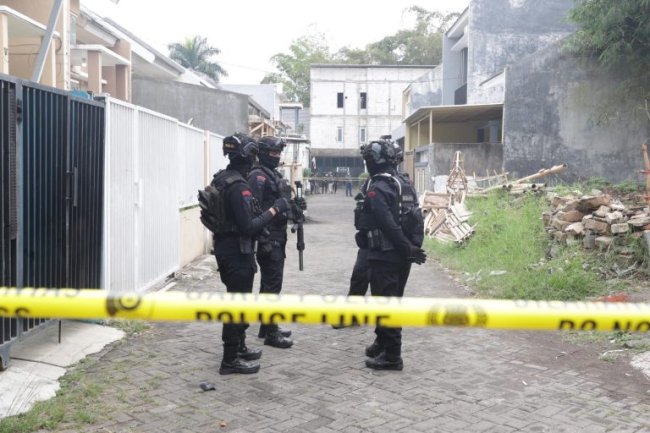 Tiga Terduga Teroris Ditangkap Densus 88 di Jateng