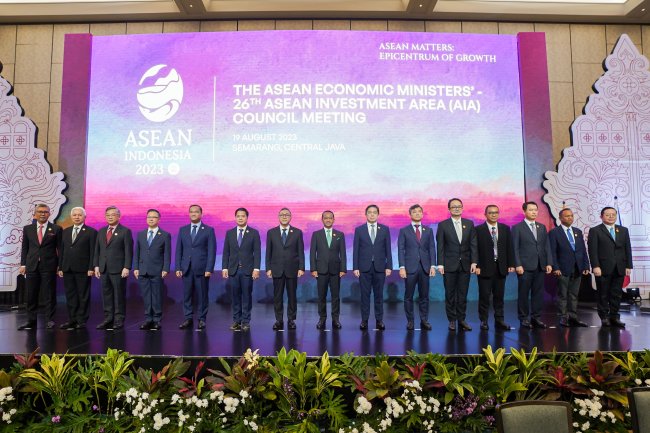 Menteri Bahlil Optimis ASEAN Jadi Tujuan Utama Investasi Industri Kendaraan Listrik