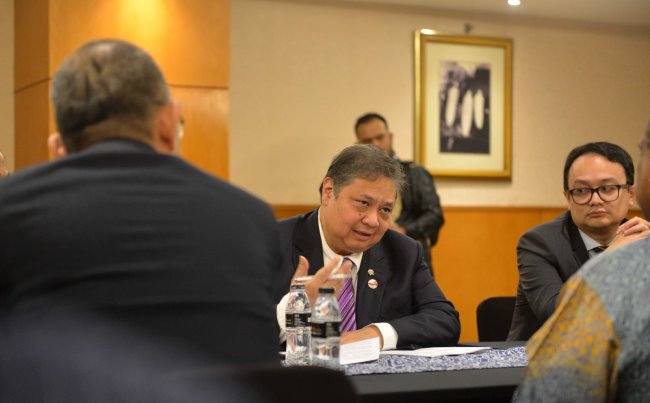 Menko Airlangga Bertemu dengan ASEAN-BAC Malaysia, Tekankan Intraoperabilitas dan Konektivitas Antar Negara