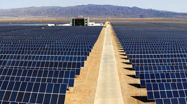 Indonesia Segera Bangun Industri Panel Surya Terintegrasi