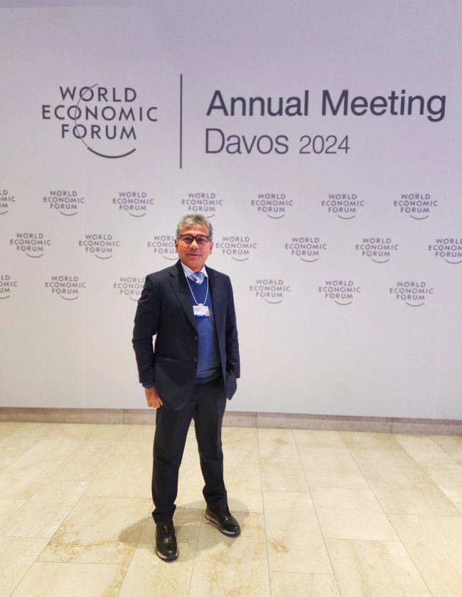World Economic Forum 2024, Direktur Utama BRI Ungkap Peran Holding Ultra Mikro Dorong Pertumbuhan Inklusif