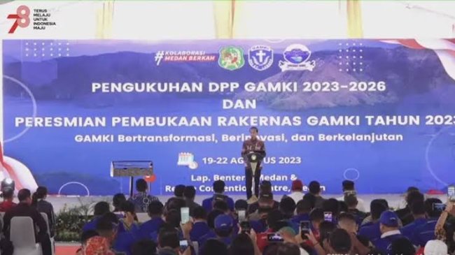 Indonesia Miliki Potensi Jadi Negara Besar Ekonomi Dunia, Jokowi: Hati-hati Pilih Pemimpin Berikutnya!