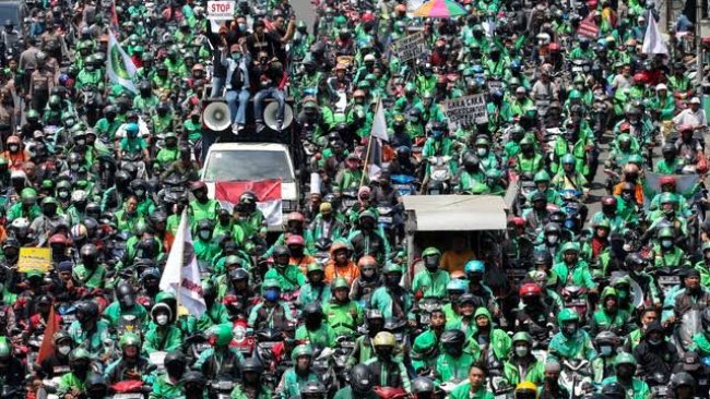 Ojol Off Bid Massal: Gelar Demo Besar-besaran di Kementerian Ketenagakerjaan, Ini Tuntutannya