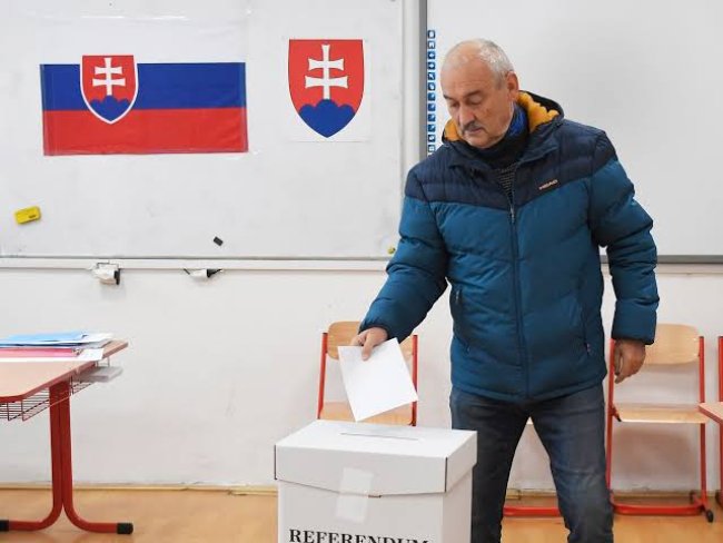 Sengit Pemilu di Slovakia, Pilih ProRusia atau ProBarat