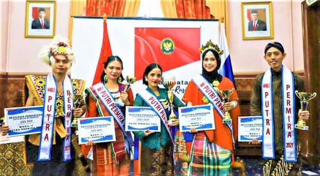 Peringati Hardiknas, KBRI Moskow Nobatkan Dua Mahasiswa Indonesia Sebagai Permira 2021