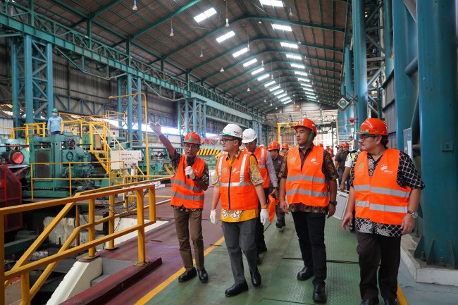 Kunjungi Pabrik Bakrie Pipe Industries, Wamendag Dorong Rencana Ekspansi Produk Indonesia ke Luar Negeri