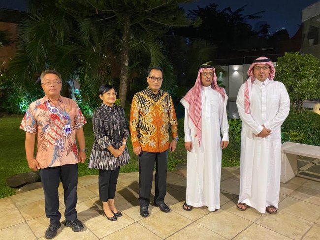 RI-Arab Saudi Sepakat Tingkatkan Kerja Sama Layanan Transportasi, Investasi, dan Pariwisata