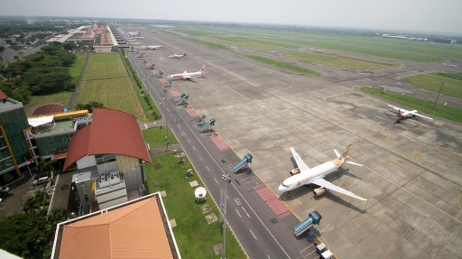 Sejumlah Bandara dan Penerbangan Masih Terdampak Abu Erupsi Gunung Lewotobi, 